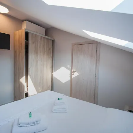 Niki's Apartmanhotel Peraía