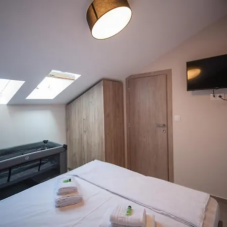 Niki's Apart Otel Peraía